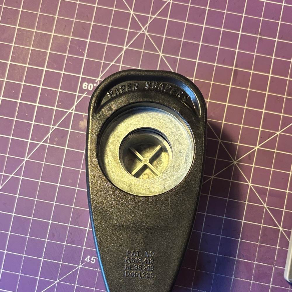 Black Single-Hole Craft Punch